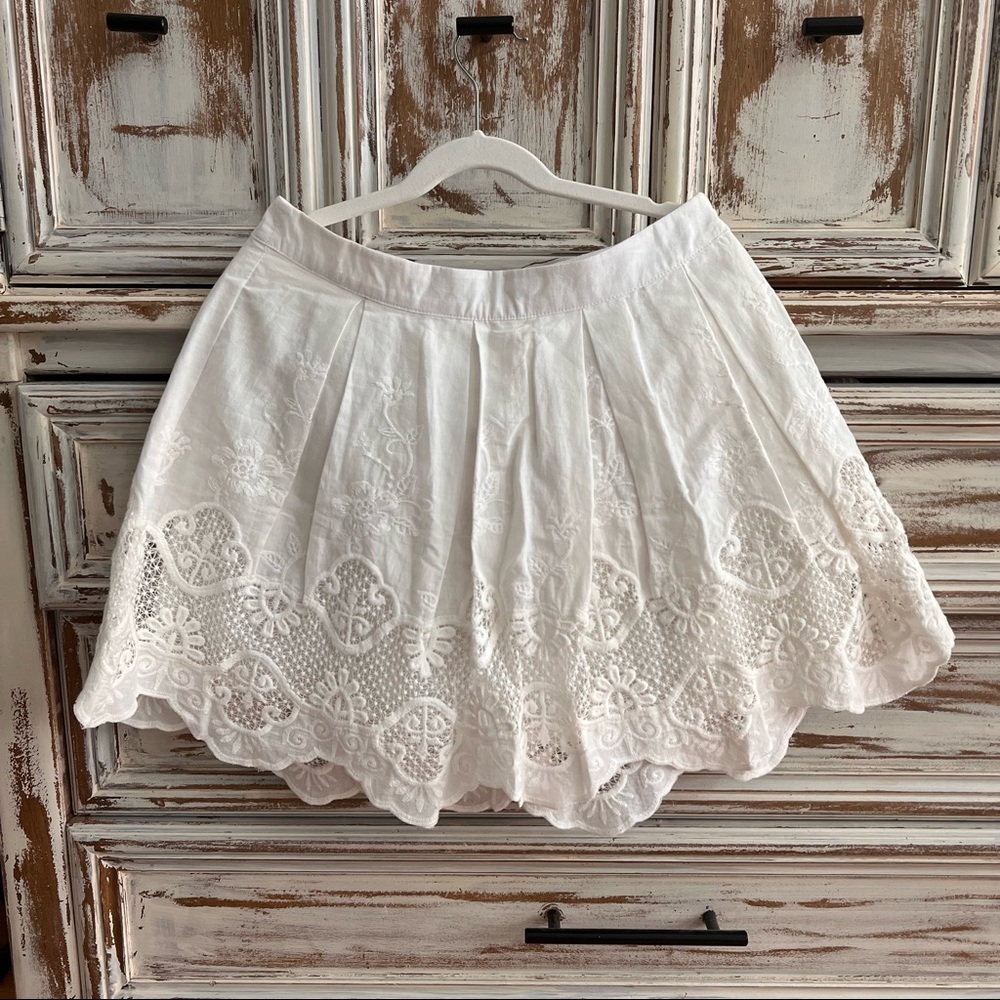 Tobi white summer skirt small